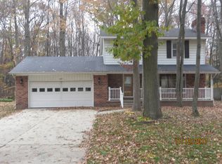 4214 Old Forge Dr, Fort Gratiot, MI 48059