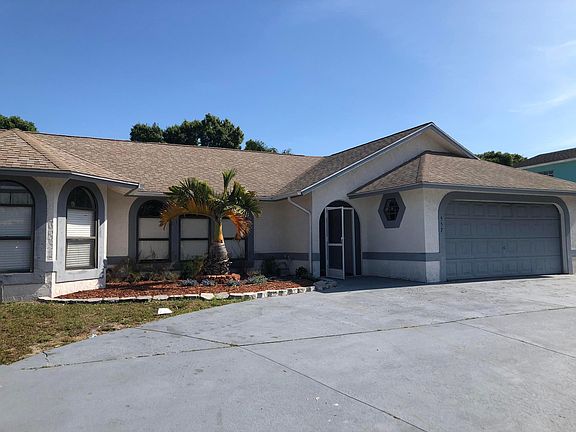 2nd image of 557 SE Port St Lucie Boulevard
