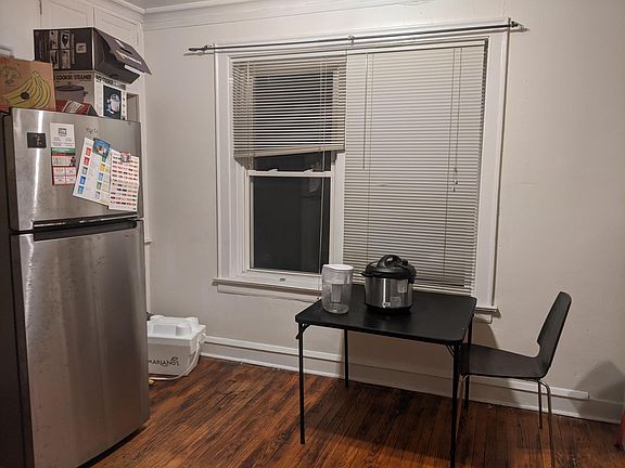 4th image of 2053 W North Ave