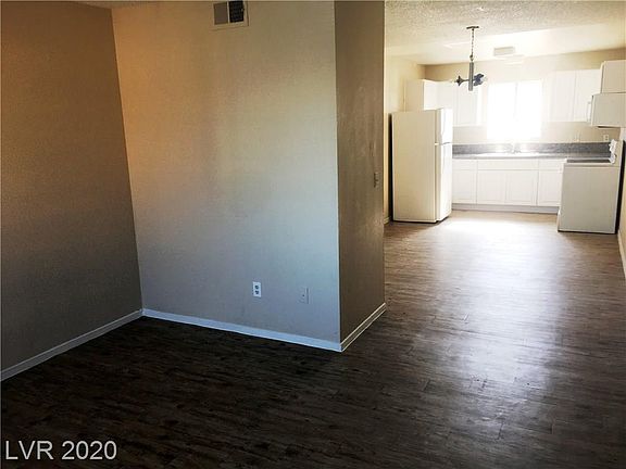 3rd image of 1709 Fairfield Ave APT E