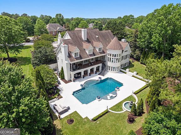 3rd image of 9 Belle Meade Dr SW