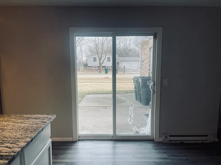4103 Douglas Dr — Photo 4