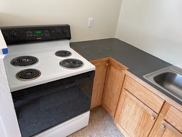 1 bed, 500 sqft, $895 — Photo 4