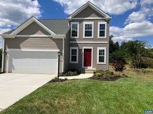 43 Sweetview Ct, Stuarts Draft, VA 24477