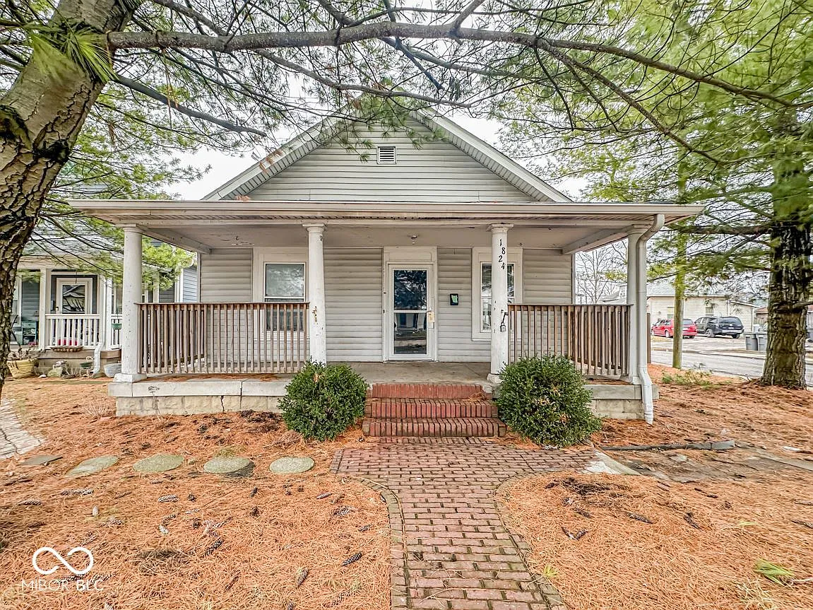 1824 Southeastern Ave photo 1