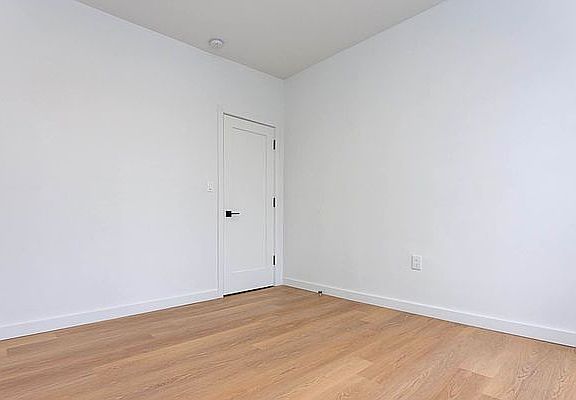 5th image of 192 Rockaway Ave #3F