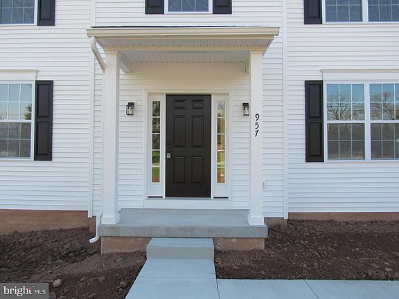 2nd image of 957 Spring City Rd