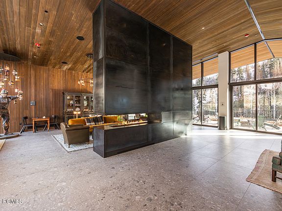 4th image of 3267 W Deer Hollow Rd #3403