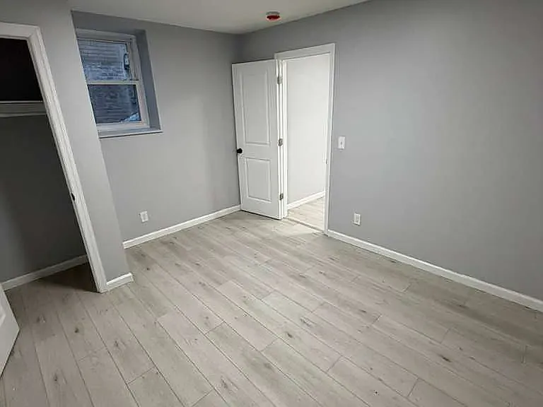31 Dayton St — Photo 6