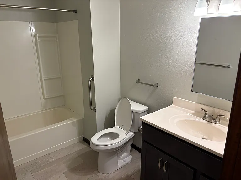511 Westwood Ave — Photo 7