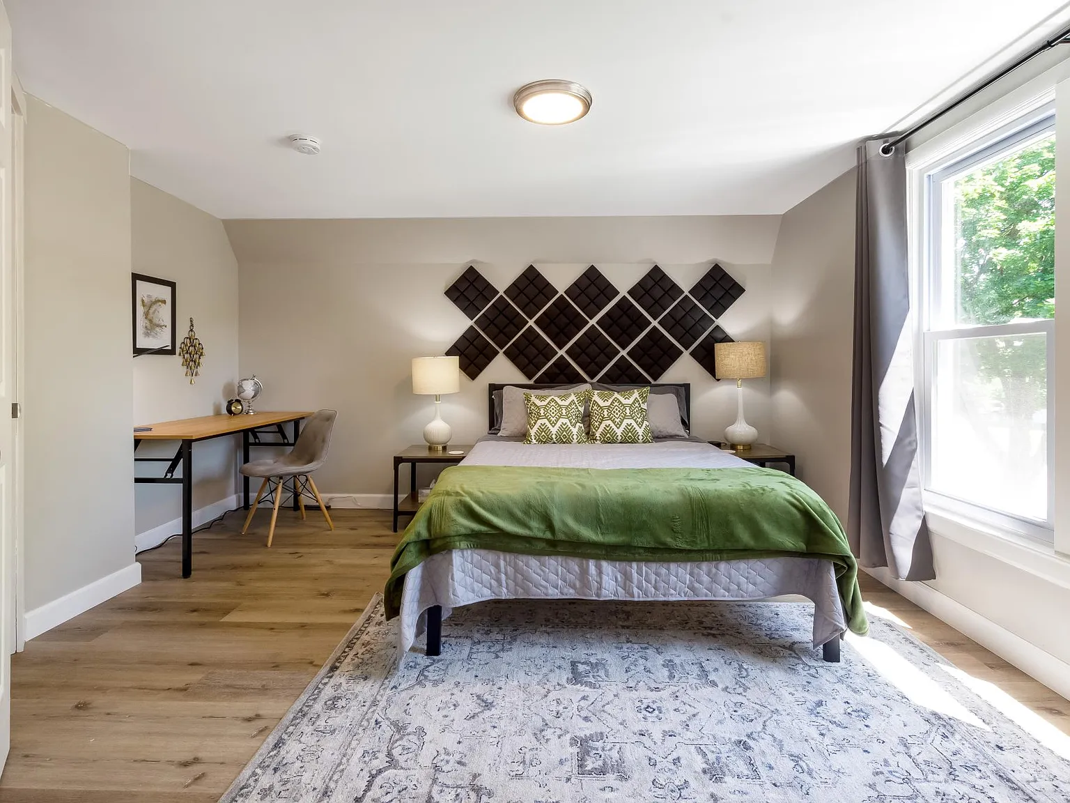 1 bed, 500 sqft, $2,500 — Photo 2