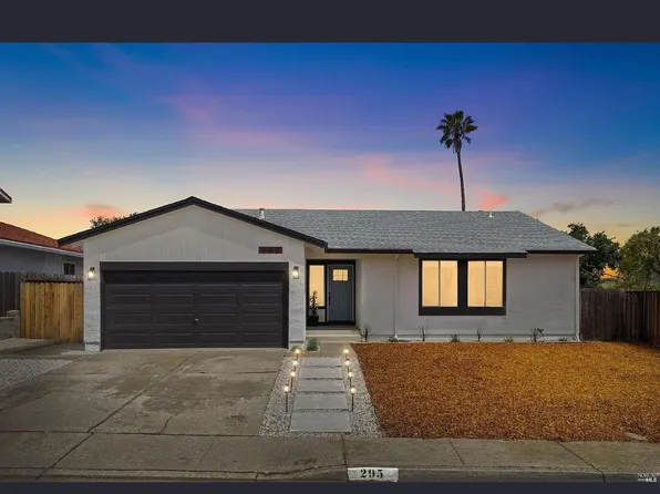 295 Iris Rd, Hercules, CA 94547