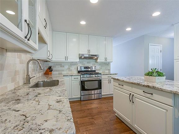 3rd image of 3502 Vinings North Trl SE