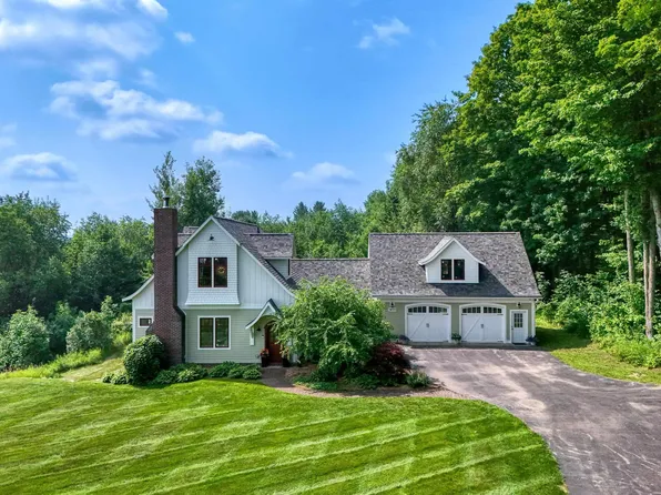 7433 Tobeco Creek Dr, Williamsburg, MI 49690