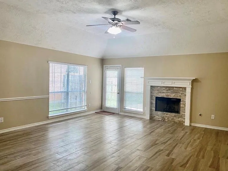 5618 Indigo Trails Dr — Photo 1