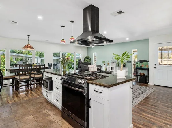 8301 Mission Gorge Rd Spc 86, Santee, CA 92071