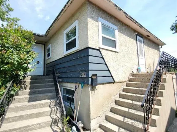 2522 W 17th St SE, Calgary, AB T2G 3V9