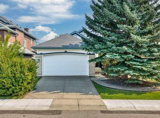 165 N Douglasview Rise SE, Calgary, AB T2Z2H8