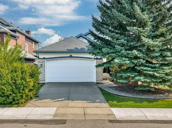 165 N Douglasview Rise SE, Calgary, AB T2Z 2H8