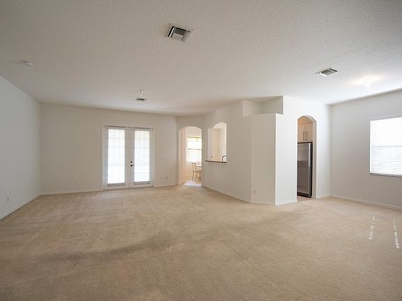 5th image of 4478 Rainbow Ave