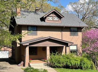 117 42nd St, Des Moines, IA 50312