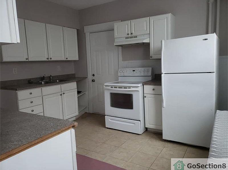 1st image of 663 Blair Ave APT 1