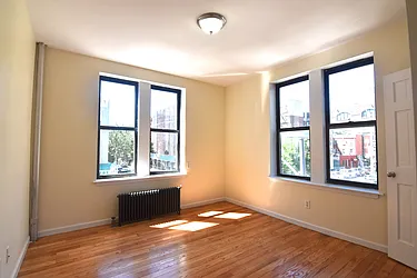 Rented by Triplemint