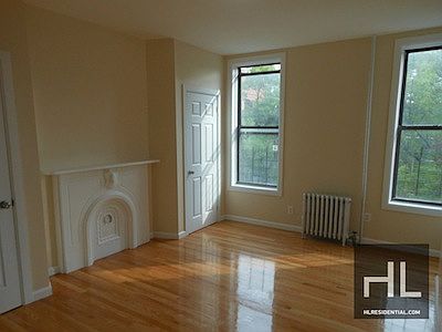 1st image of 483 Warren St APT 1R
