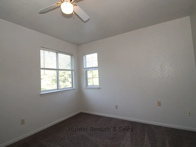 3275 Etta Kay Ln — Photo 17