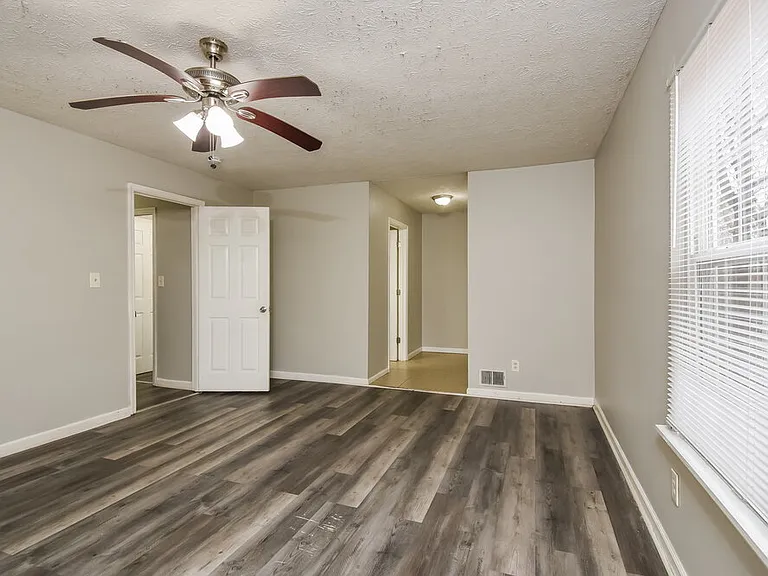 3504 Sandra Dr — Photo 12
