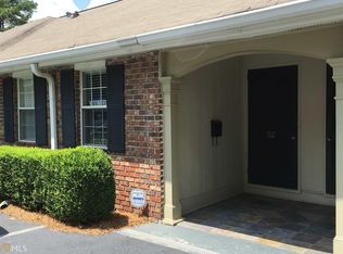 5375 Roswell Rd APT D2, Sandy Springs, GA 30342
