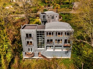 10405 47th Ave SW, Seattle, WA 98146