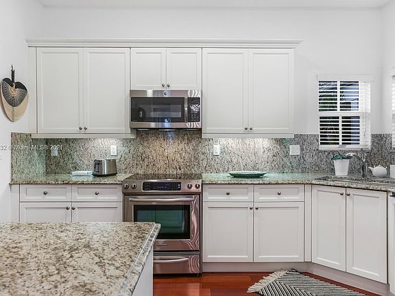 4th image of 502 Loretto Ave #30