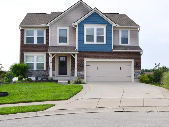1807 Bramble Ct, Hebron, KY 41048