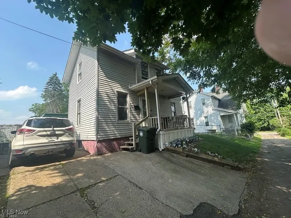 2411 Strasser Pl SW, Canton, OH 44710