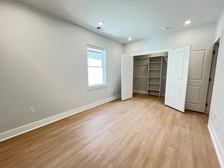 4140 W Girard Ave — Photo 24
