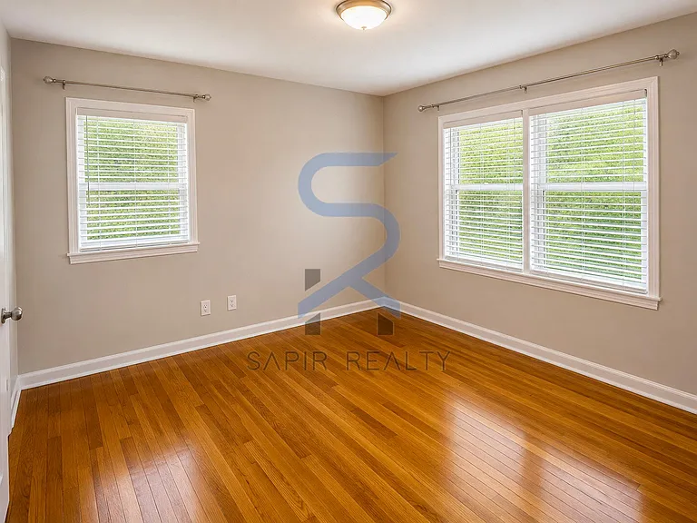 1171 Arborvista Dr NE — Photo 5