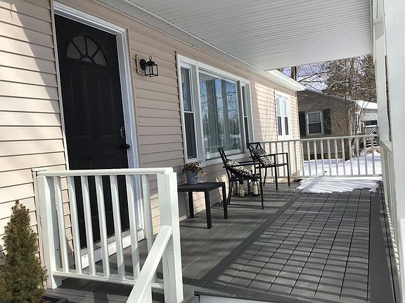 3rd image of 28 Whitford Ave