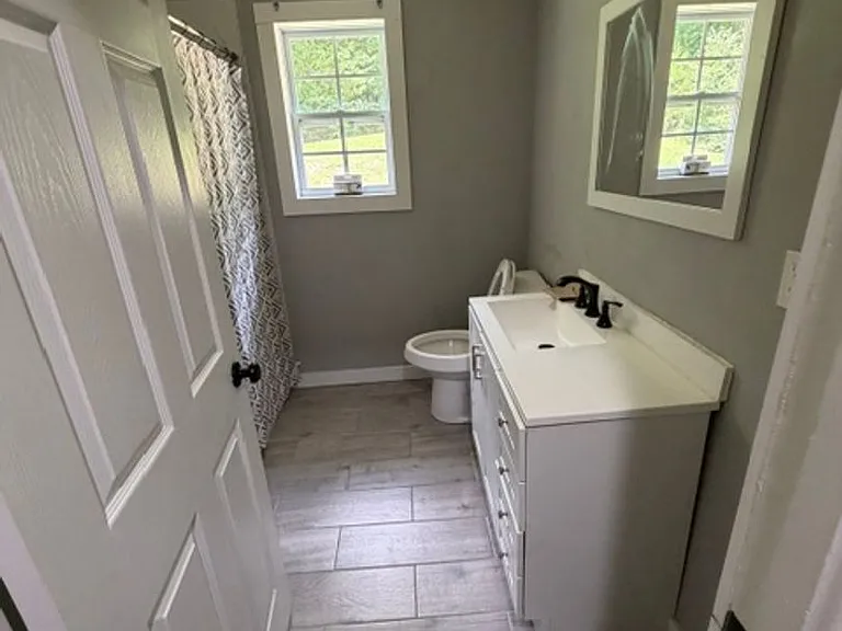 201 Old Harrison Cir SW — Photo 13