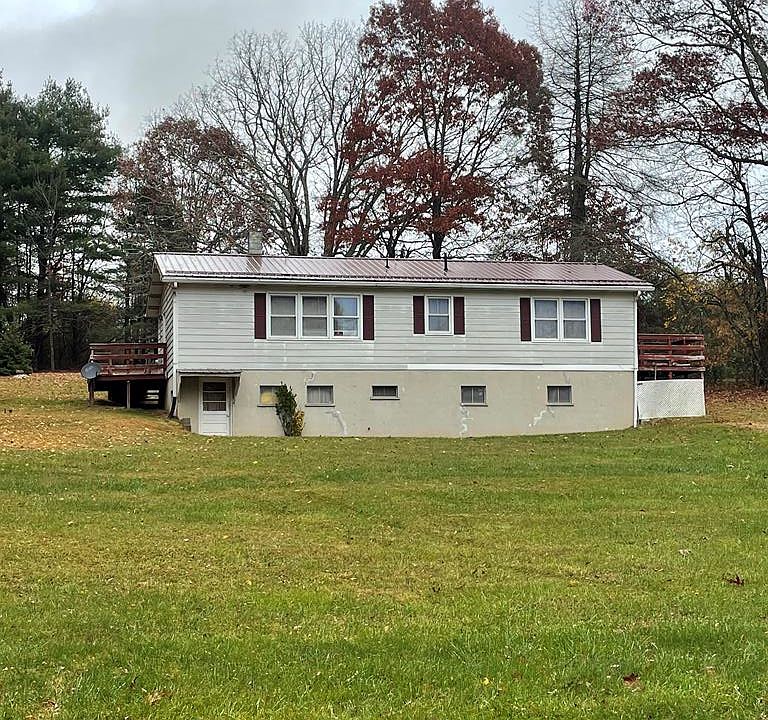 1st image of 2916 Chantilly Dr