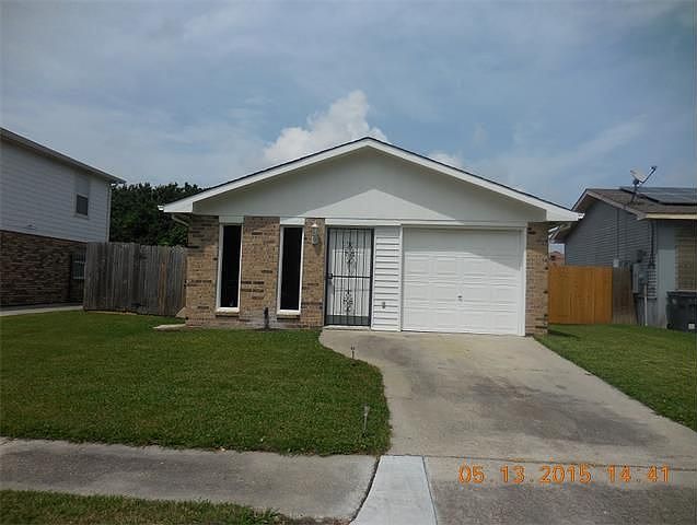 1st image of 7521 Vincent St