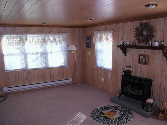 5th image of 18 Pond Creek Dr