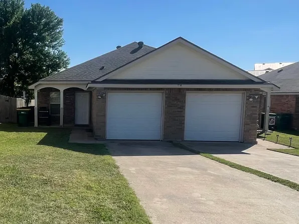 704 CLAREMONT Parkway, Marble Falls, TX 78654