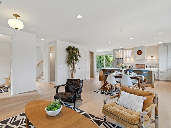 4th image of 4643 N Gantenbein Ave