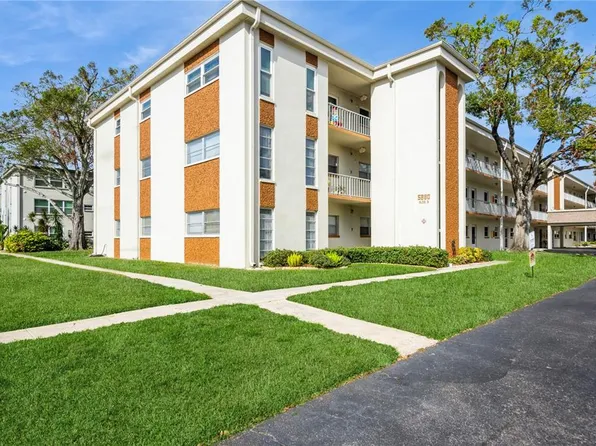 5880 38th Ave N APT 310, Saint Petersburg, FL 33710