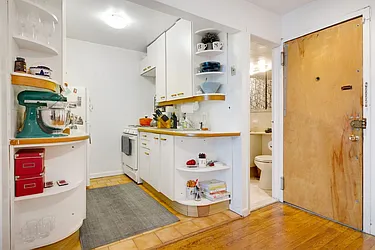 Rented by LG Fairmont Group