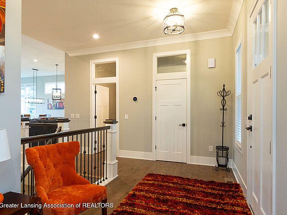 4th image of 6480 Heathfield Dr