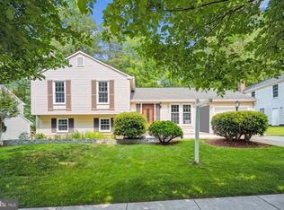 6711 Wood Stream Dr, Lanham, MD 20706