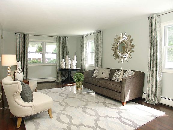 2nd image of 18 Pebble Beach Dr