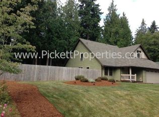3684 NE Liverpool Dr, Bremerton, WA 98311